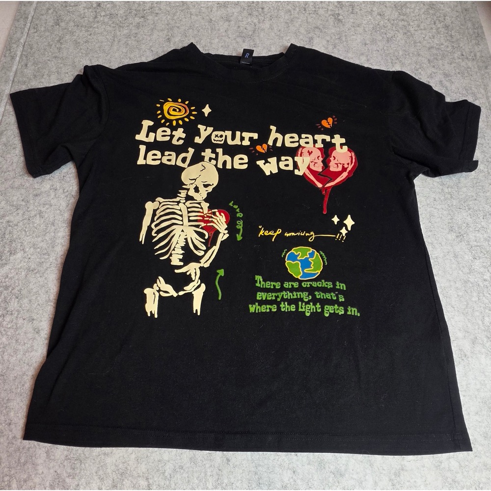 ROMWE Skeleton Graphic Tee Black Let Your Heart Lead The Way T-Shirt Small